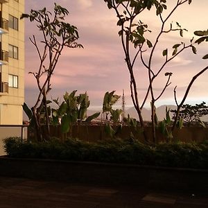 Redliving Apartemen Tamansari Panoramic - Rasya Room